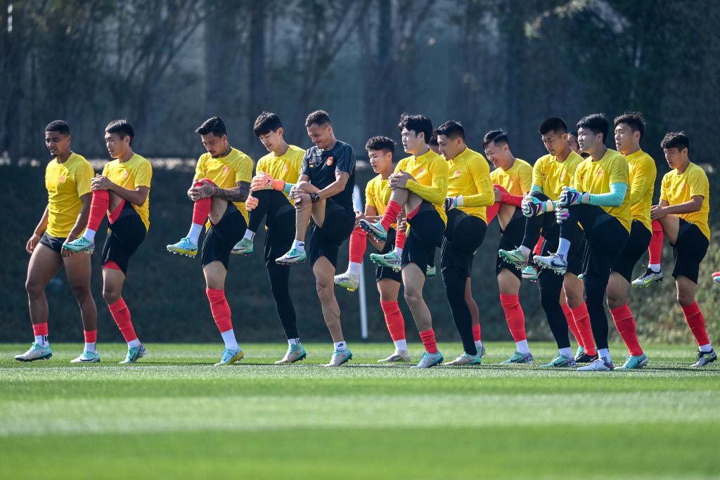 前瞻：亚洲杯首战 中国男足胜算几何？
