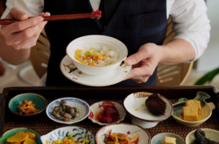 “宝总泡饭”也火了 专家：不建议长期吃