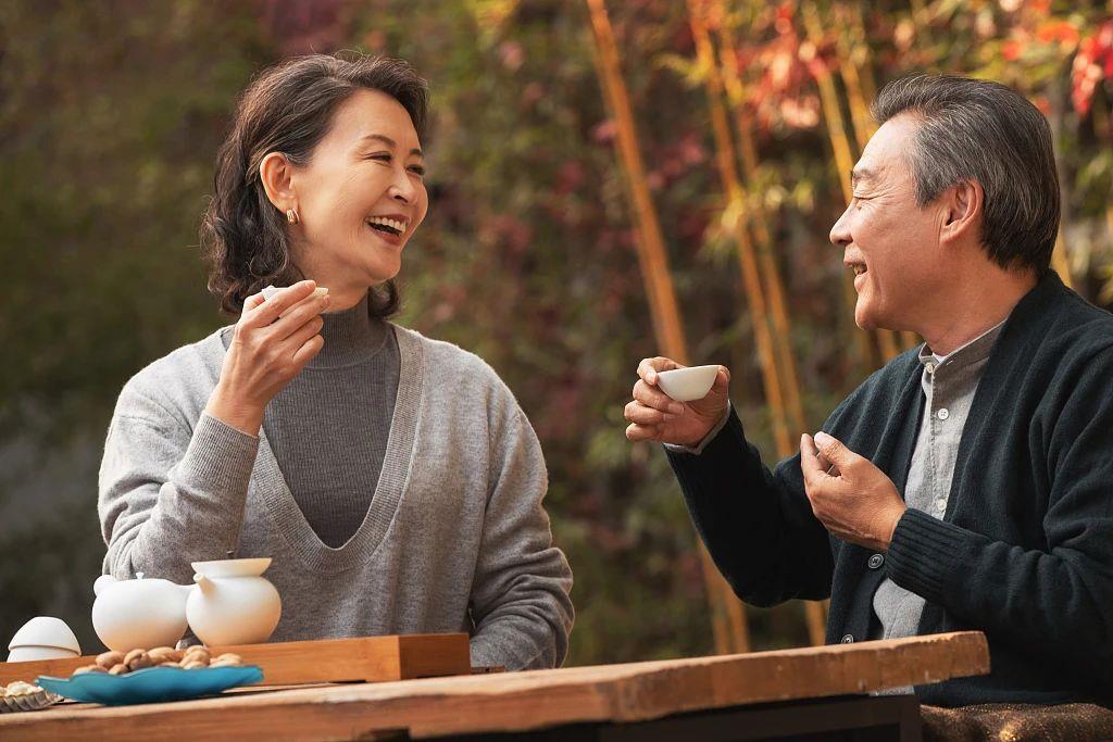 周末·健康丨每天一杯茶，预防心血管疾病？但这5种茶要千万注意！