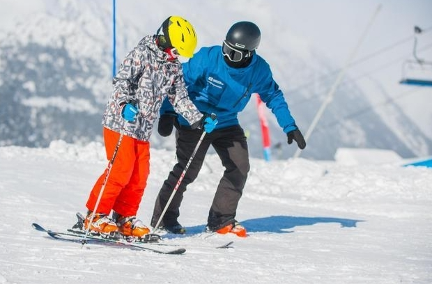 不同年龄段人群在冰雪运动中如何预防运动损伤？……权威解答来啦！