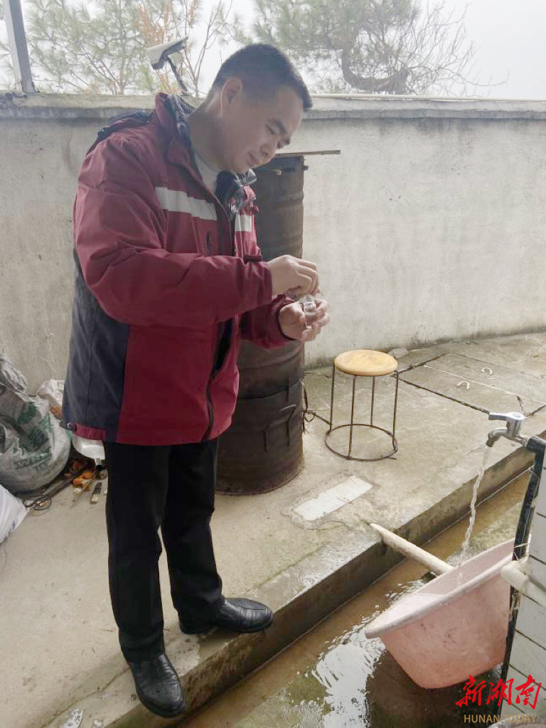 洞口县疾控中心开展2024年生活饮用水水质卫生监测工作