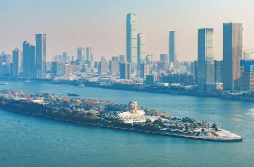 以湖南高质量发展实效唱响中国经济光明论——晒晒《政府工作报告》亮点