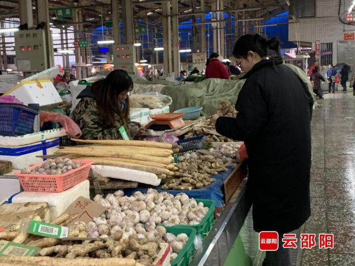 春节将至，邵阳市民开启“买买买”模式_邵阳头条网