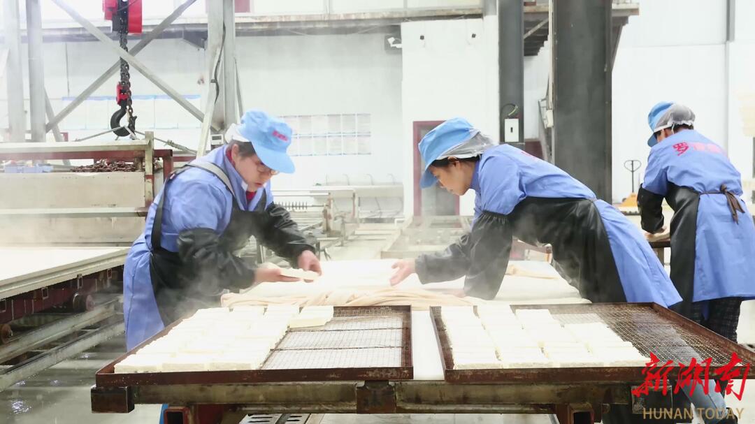 邵阳县:豆腐溢出浓浓“年味”_邵阳头条网