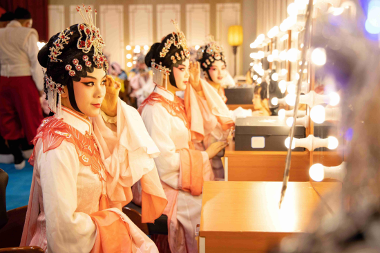 大年初二，《2024湖南戏曲春晚》让你“零门槛”爱上中国戏