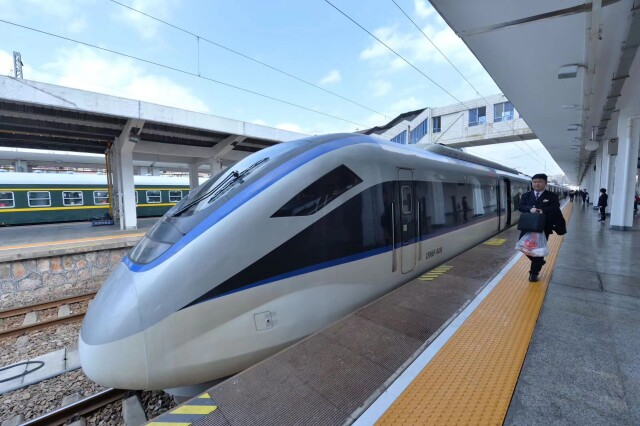 娄底枢纽铁路网全线开行高速列车