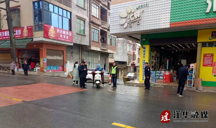 江华沱江镇：加强违法整治  筑牢春运后期道路交通安全防线