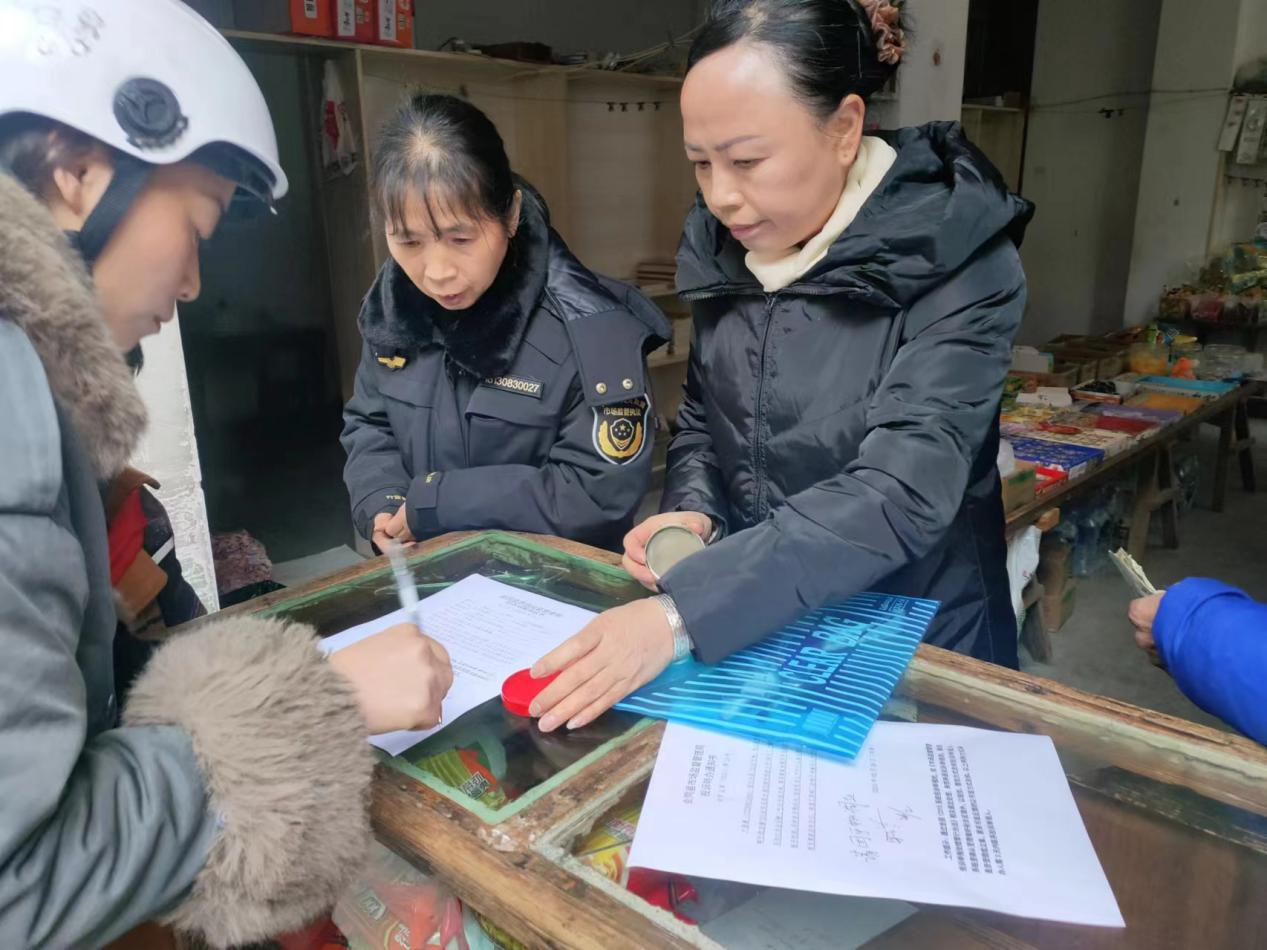 会同：未成年购物引纠纷，市场监管调解助维权