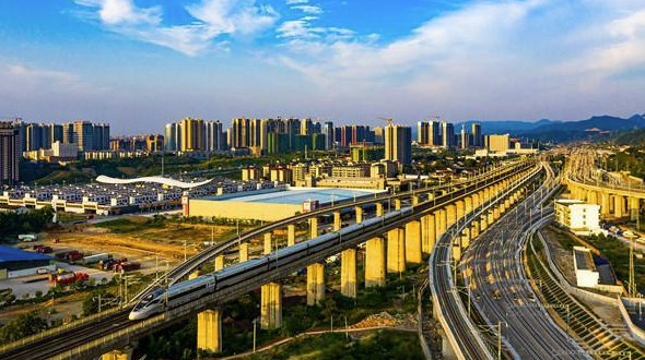 湖南今年高速公路计划建设项目32个，农村公路计划投资100亿元
