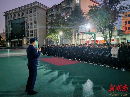 洪江区第一中学：开展2024年春季住宿生消防演练活动