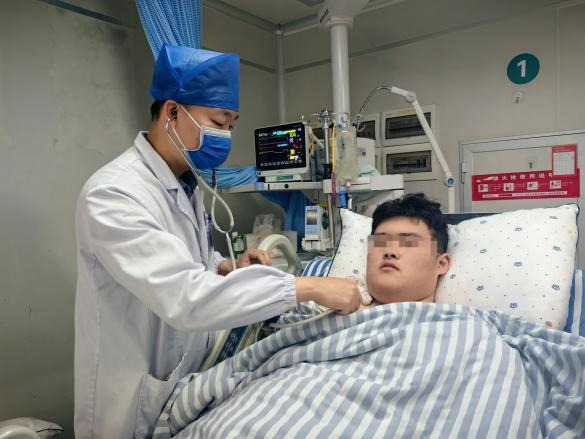 18岁小伙暴瘦10公斤后住进ICU，原是患了这种病