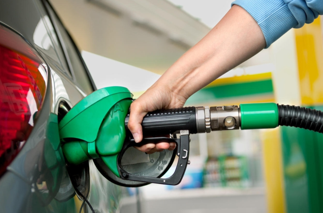 国家发改委：3月18日国内成品油价格按机制不作调整