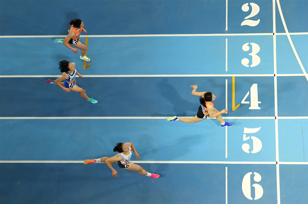 全国室内田径大奖赛南京站：黄瑰芬获女子200米亚军