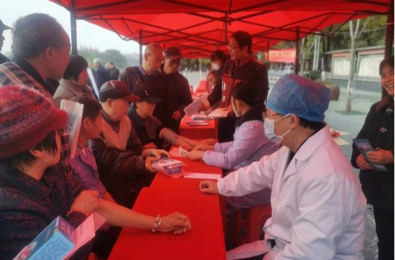 道县开展第29个“世界防治结核病日”系列宣传活动
