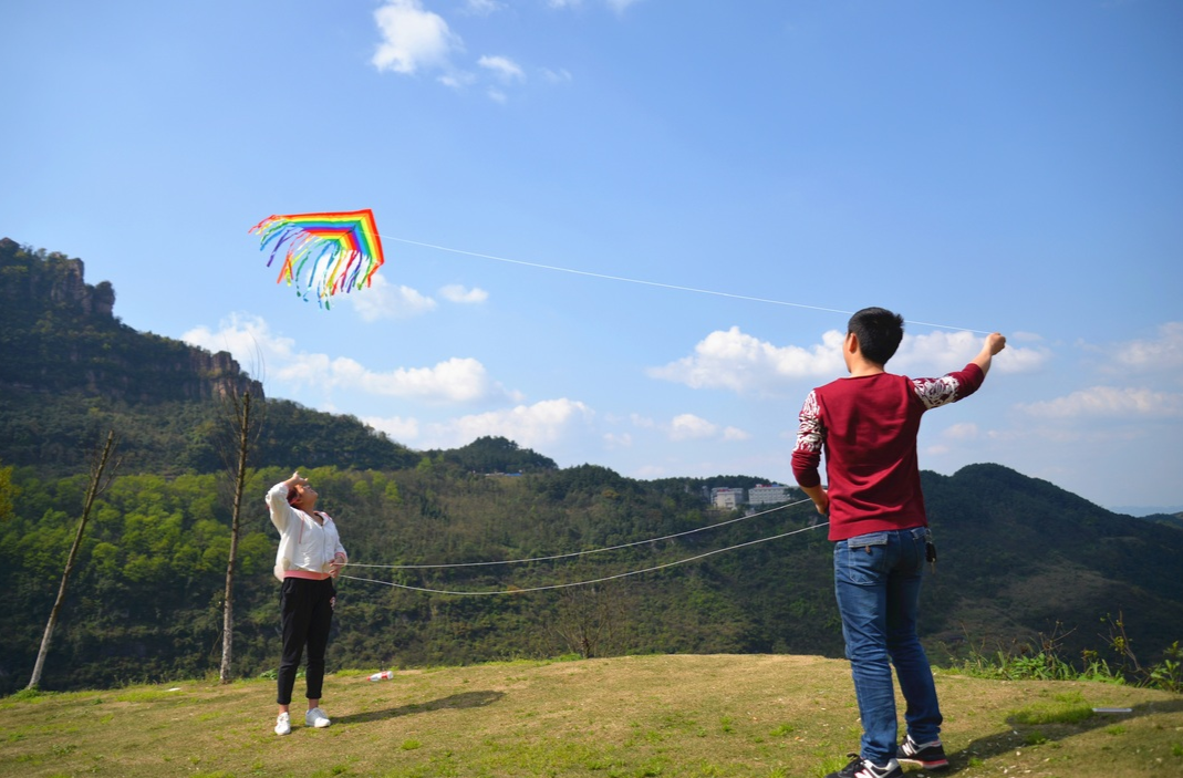 放风筝能治颈椎病？这事靠谱！