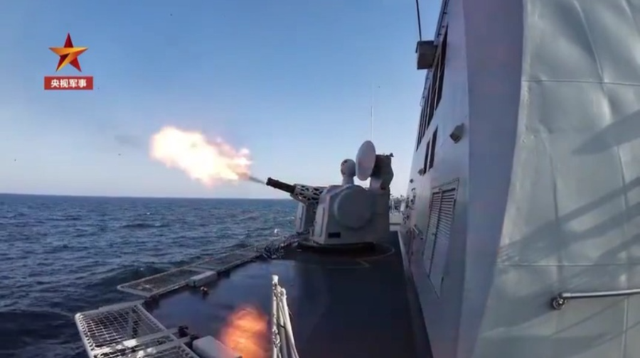 东部战区海军实战化训练 看超燃现场