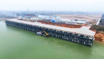 岳阳港虞公港区一期项目有新进展 2个码头建设工程通过交工验收