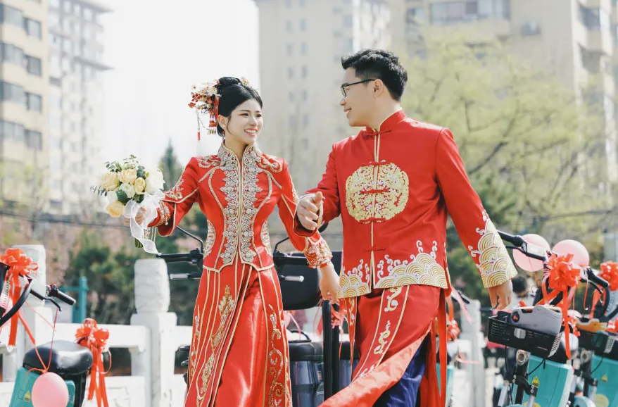 恭喜，他们结婚了！网友热议！