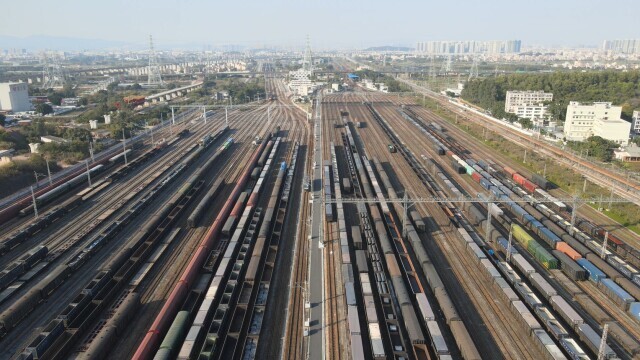 4月10日起广铁实行货物列车新运行图