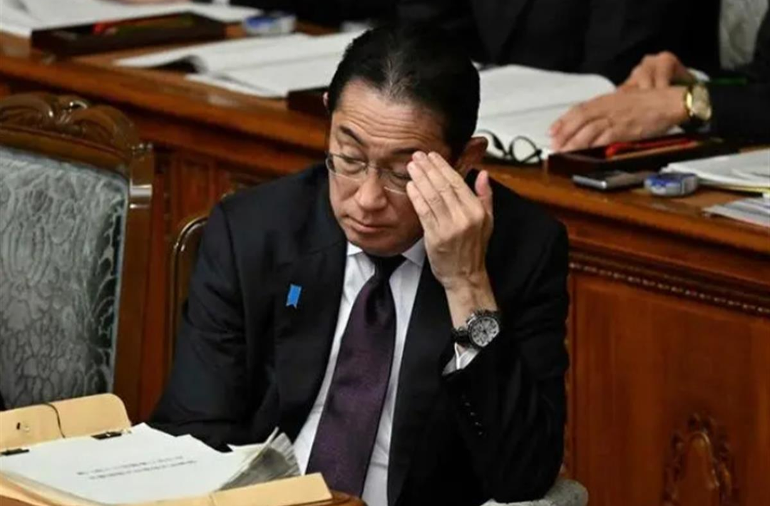 日本民调显示岸田内阁支持率降至成立以来最低水平