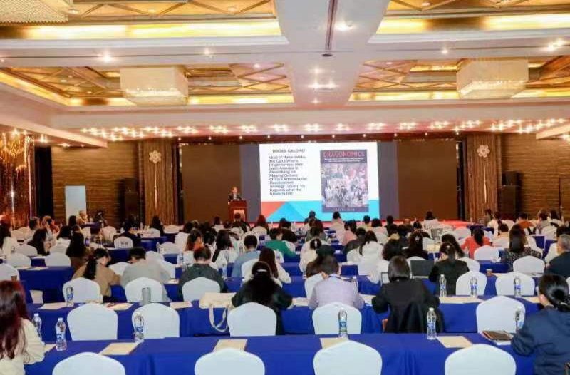 湖南省翻译工作者协会第29次年会暨学术研讨会在吉首大学举行