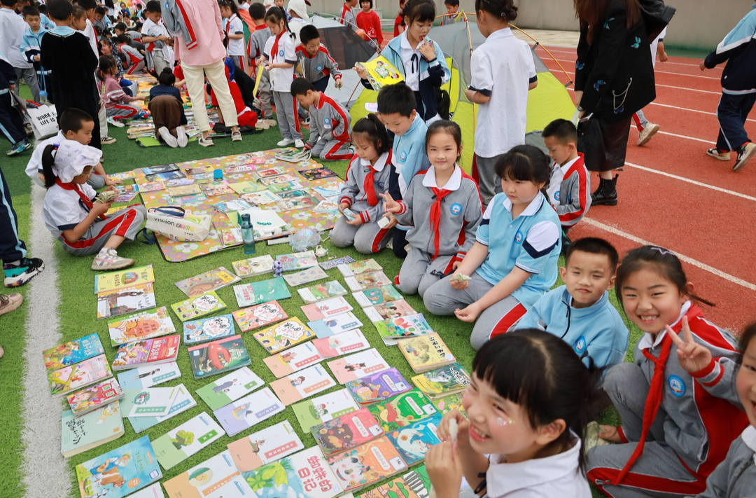 石峰区“世界读书日”主题活动暨校读书节活动启动