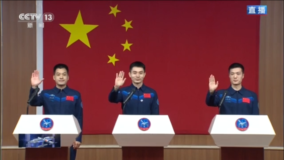 “80后”神十八乘组亮相！简历来了→
