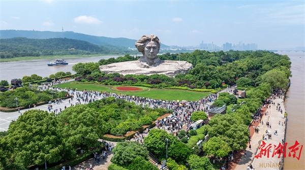 Changsha Tourism Market Booms During May Day Holiday