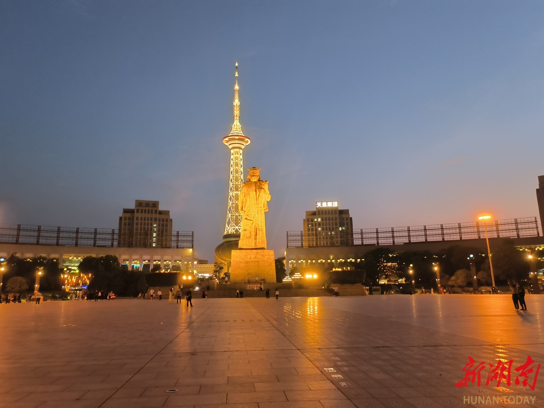 神农福地引爆夜间经济 年均消费60亿元 