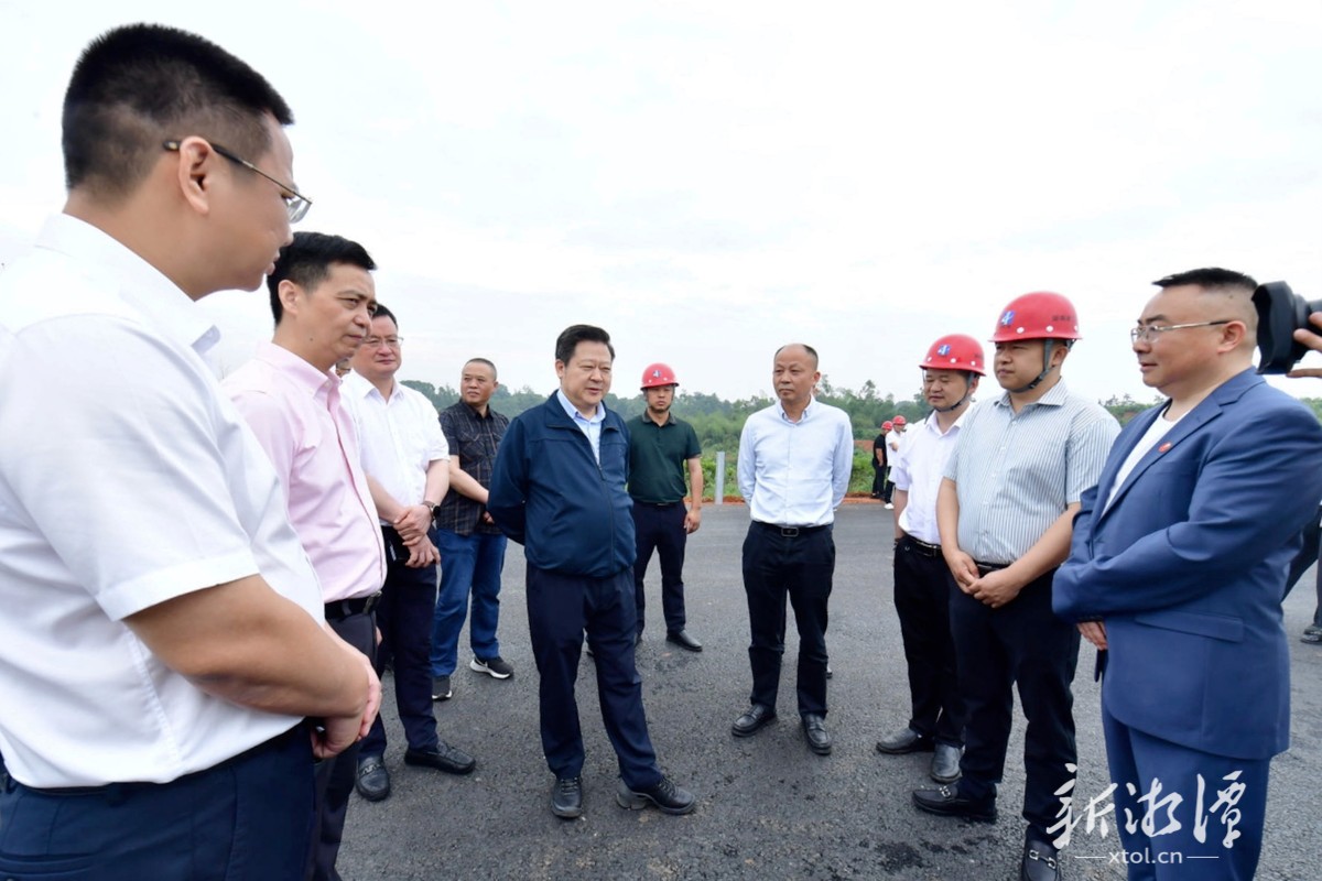 刘志仁带队督导重点项目建设、生态环境问题整改工作