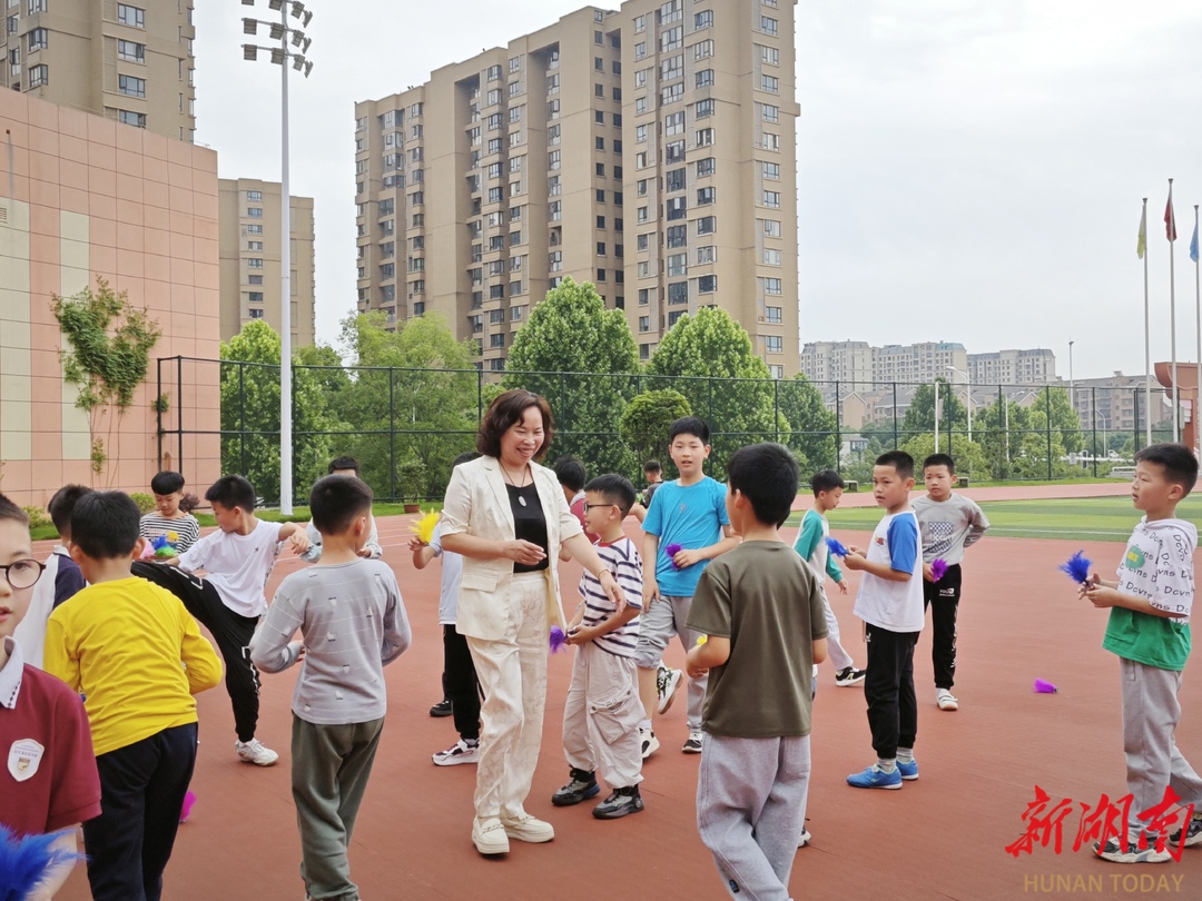 长沙市仰天湖实验学校：走出一条校园体育特色之路