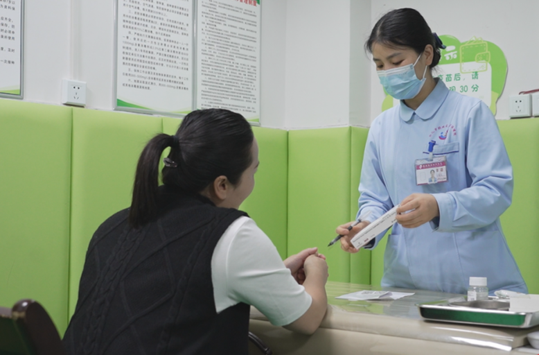 鹤城区：15至45岁女性双价HPV疫苗惠民减免项目启动