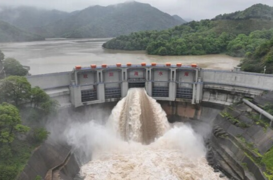 入汛以来，降雨偏多7成 ——11座省调水库拦蓄洪量超40亿立方米