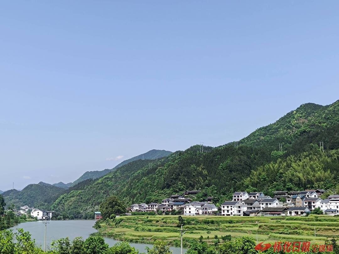 堂前屋后的蜕变——溆浦县农村人居环境整治提升村民幸福感见闻