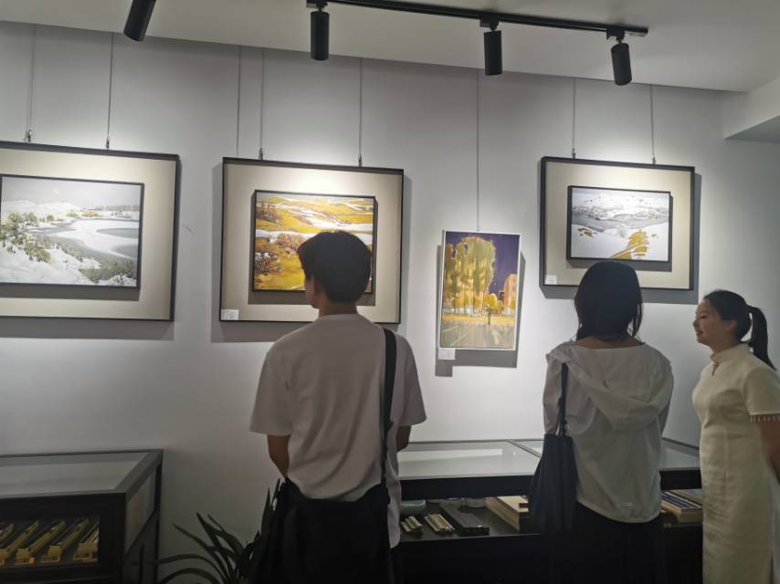 5月去看展！“艺术很远——四青年小幅油画品鉴会”长沙开展