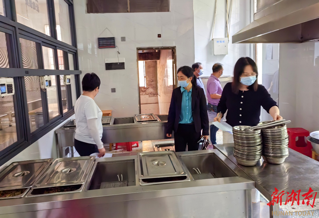 衡东县教师进修学校开展食品安全管理工作专项检查
