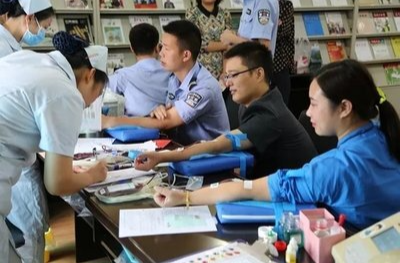 江永法院组织开展无偿献血志愿服务活动