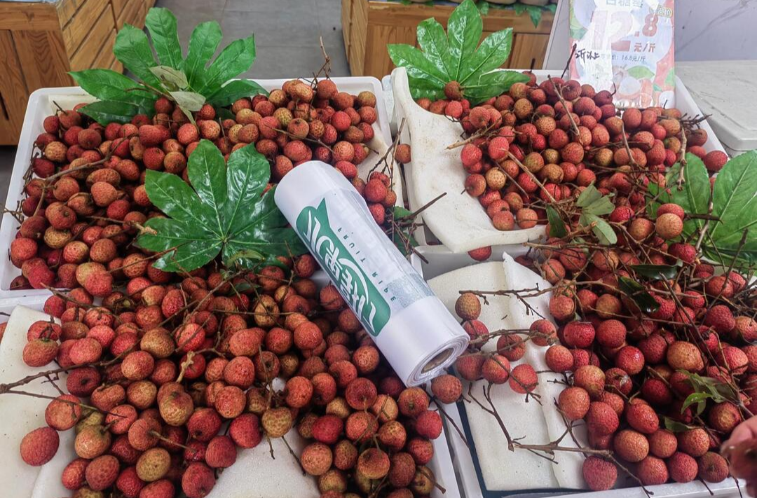 今年荔枝让人“高攀不起”？整体减产，妃子笑已经降价