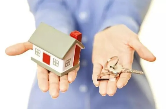 老人“以房养老”却被子女卖掉房产？法院这样判→