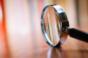 一些大学生掉入“陷阱”被困直播间……