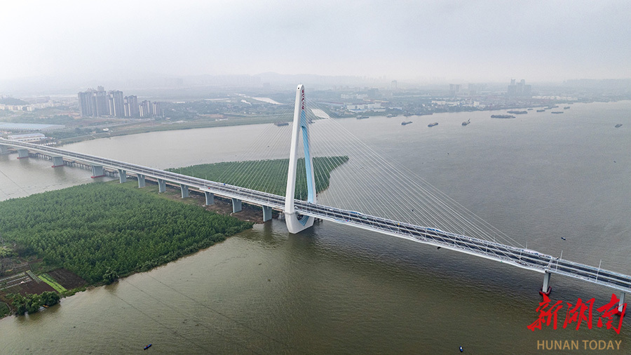 香炉洲大桥建设已近尾声 - 资讯 - 新湖南