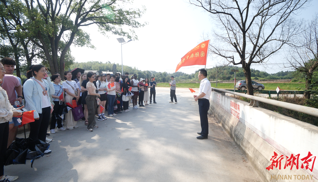 湖南工程学院组织中外师生赴韶山灌区开展文化拓展活动