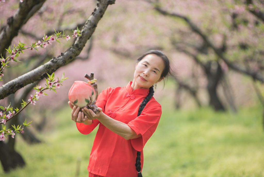 一壶桃花酒